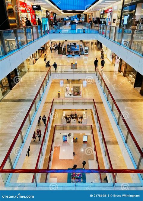 bondi junction shopping centre stores.